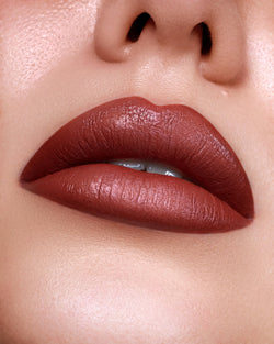 Skin Proof Hyalur-On Matitone Rossetto