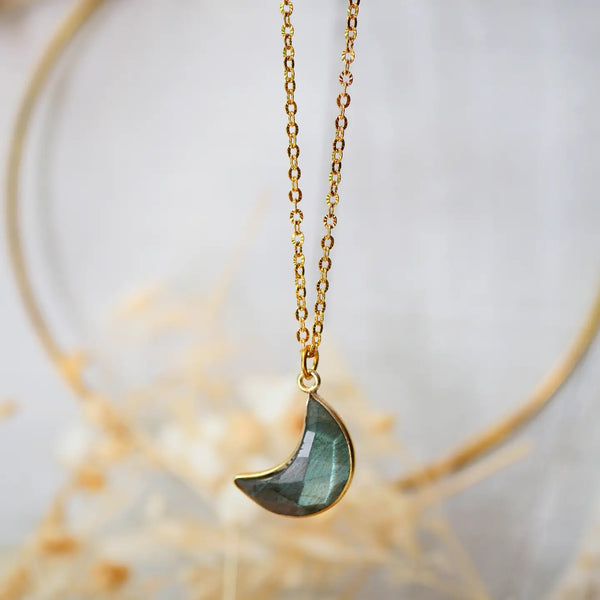 Ginandger Collana Moon Tandava