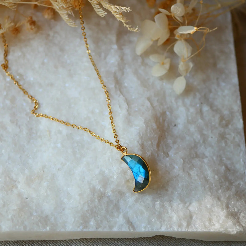 Ginandger Collana Moon Tandava