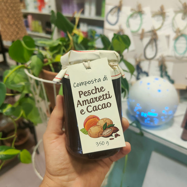 Le 2 Mele Composta di Pesche Amaretti e Cacao